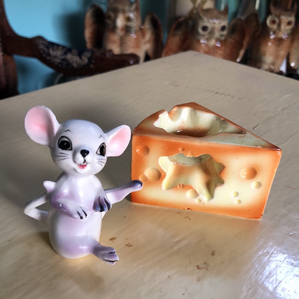 Lefton Salt and Pepper - Picture 2 of 7